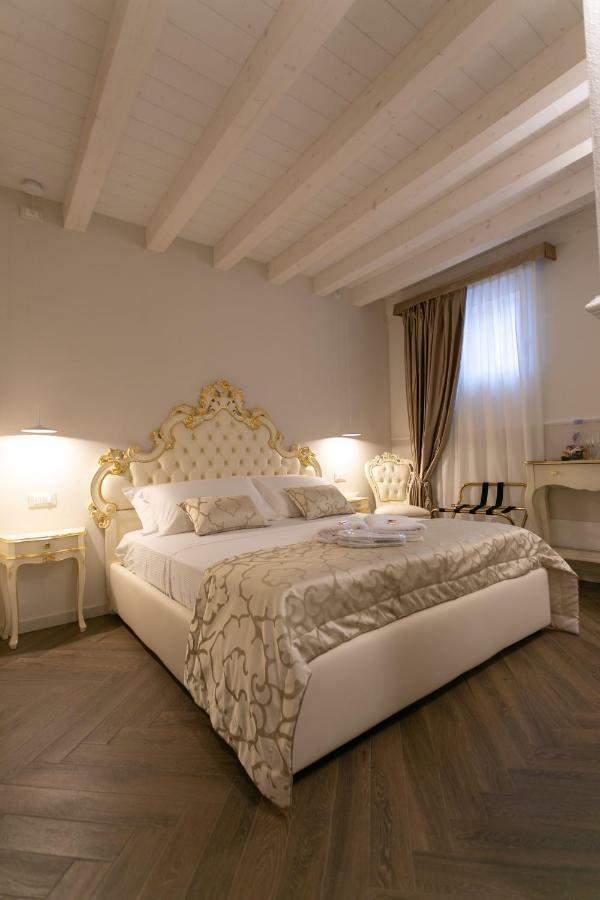 Ca' Vittoria Boutique House Apartsuite Κιότζα Εξωτερικό φωτογραφία