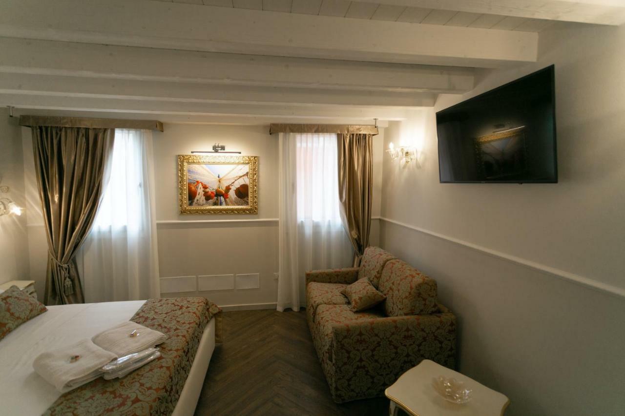 Ca' Vittoria Boutique House Apartsuite Κιότζα Εξωτερικό φωτογραφία