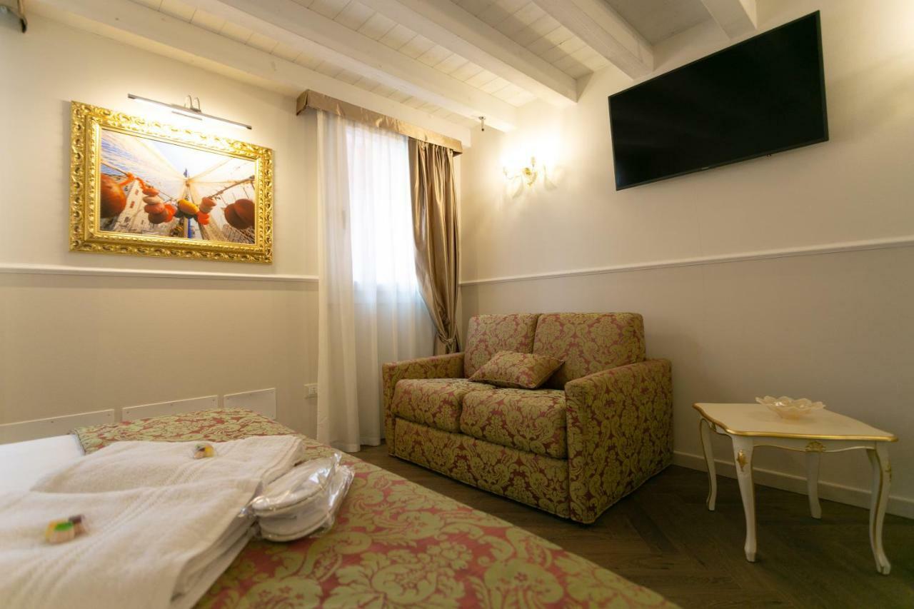 Ca' Vittoria Boutique House Apartsuite Κιότζα Εξωτερικό φωτογραφία